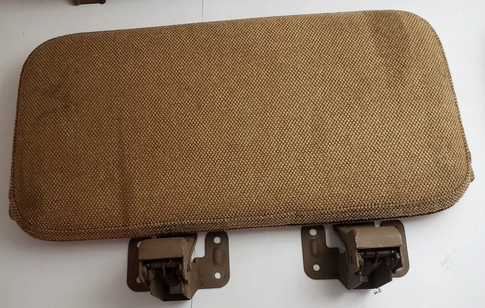 Желтовато-коричневое заднее сиденье Cab Plus 1986-1993 Mazda B2600 B2200 B2000 расширенный пикап 86-93 - Изображение 2 из 4