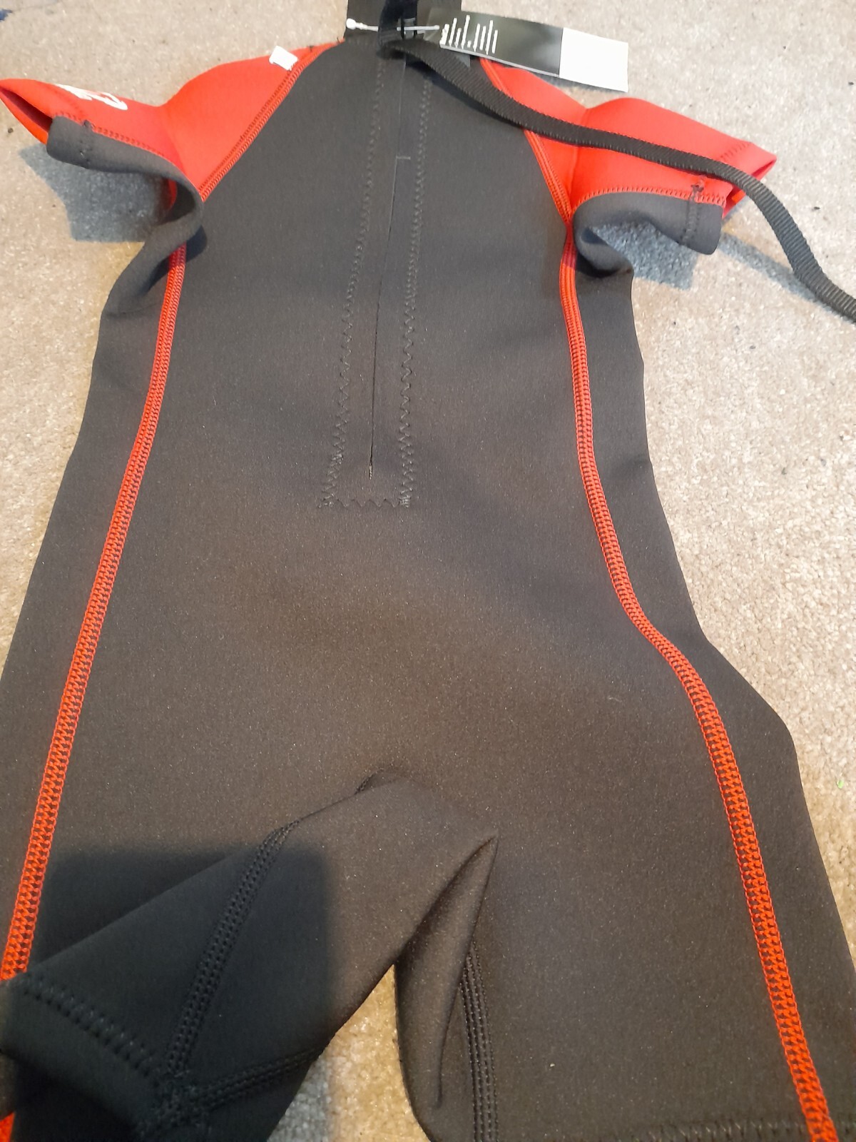 bnwt boys/girls black /red twf shortie wetsuit age1/2 eBay