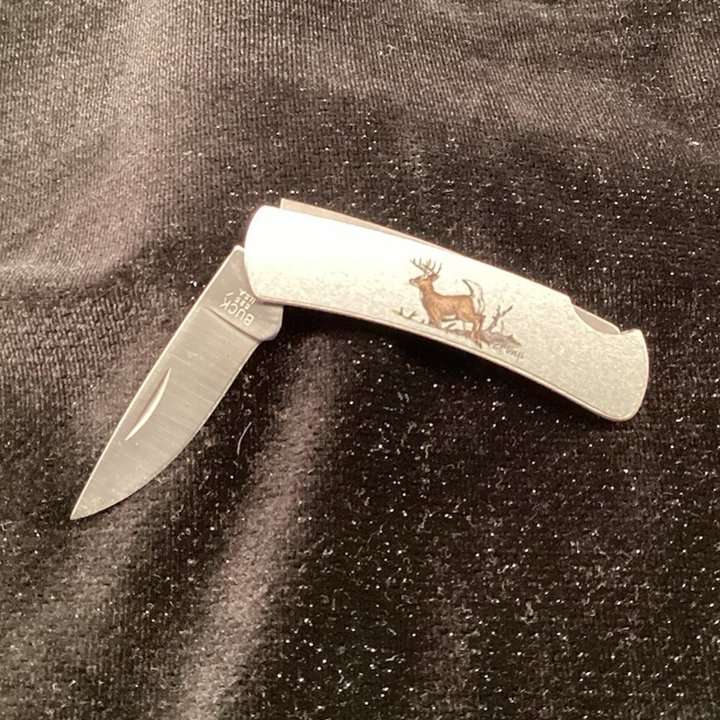 Vintage Buck knife Model #525 Whitetail Deer