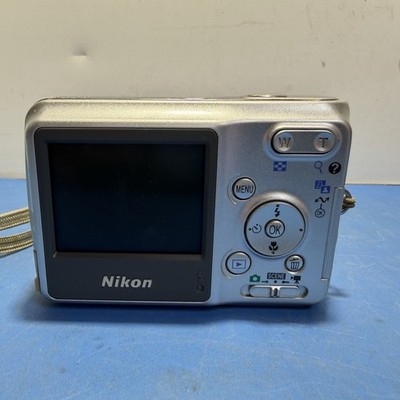 Nikon CoolPix L6 Silver Built In Flash 3x Optical Zoom Digital