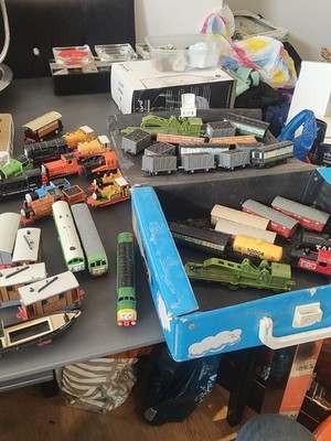 Thomas The Tank Engine & Friends ERTL Konvolut 40 + Artikel Die Cast & Plastic