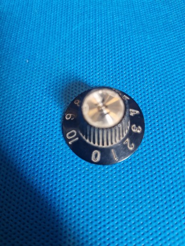 Vintage Late 60’s Gibson Volume Knob Early 70’s Guitar Knob - Picture 2 of 2