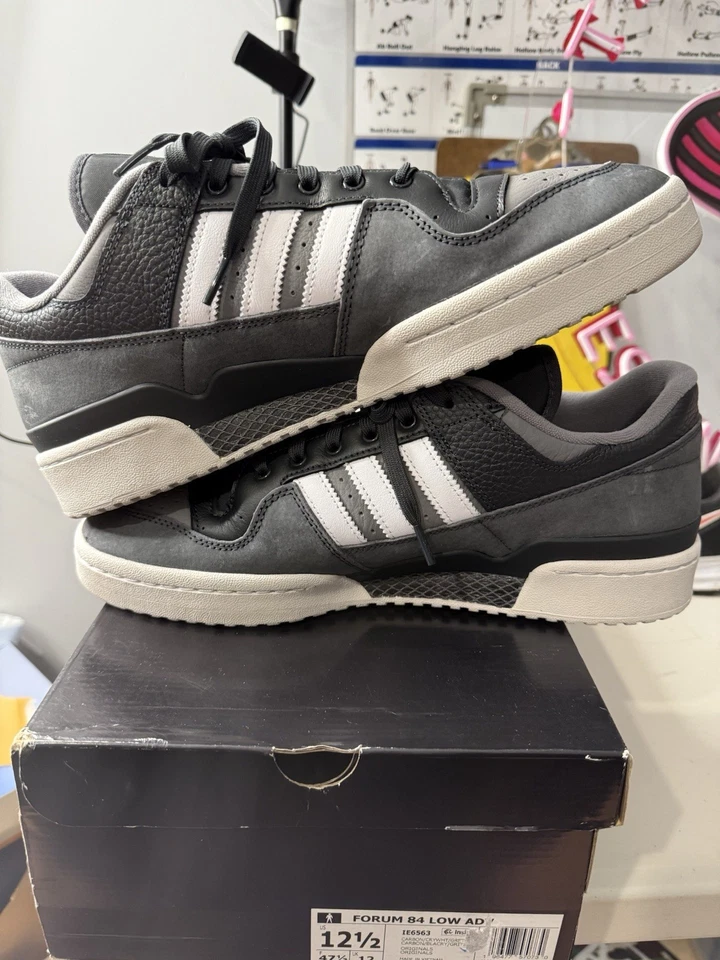 SZ:12.5M Adidas Forum 84 Low ADV Carbon Crystal White VNDS, With Box - Image 4 of 4