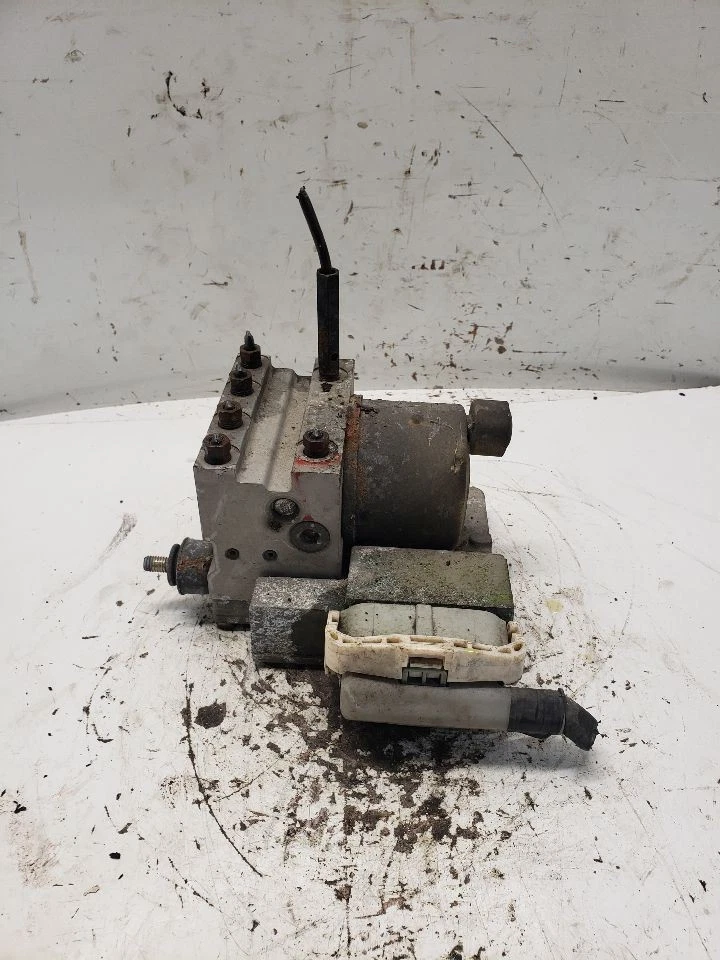 Conjunto de actuador y bomba de pieza de freno antibloqueo para 98-01 SIENNA 1434842 Foto 2 de 3