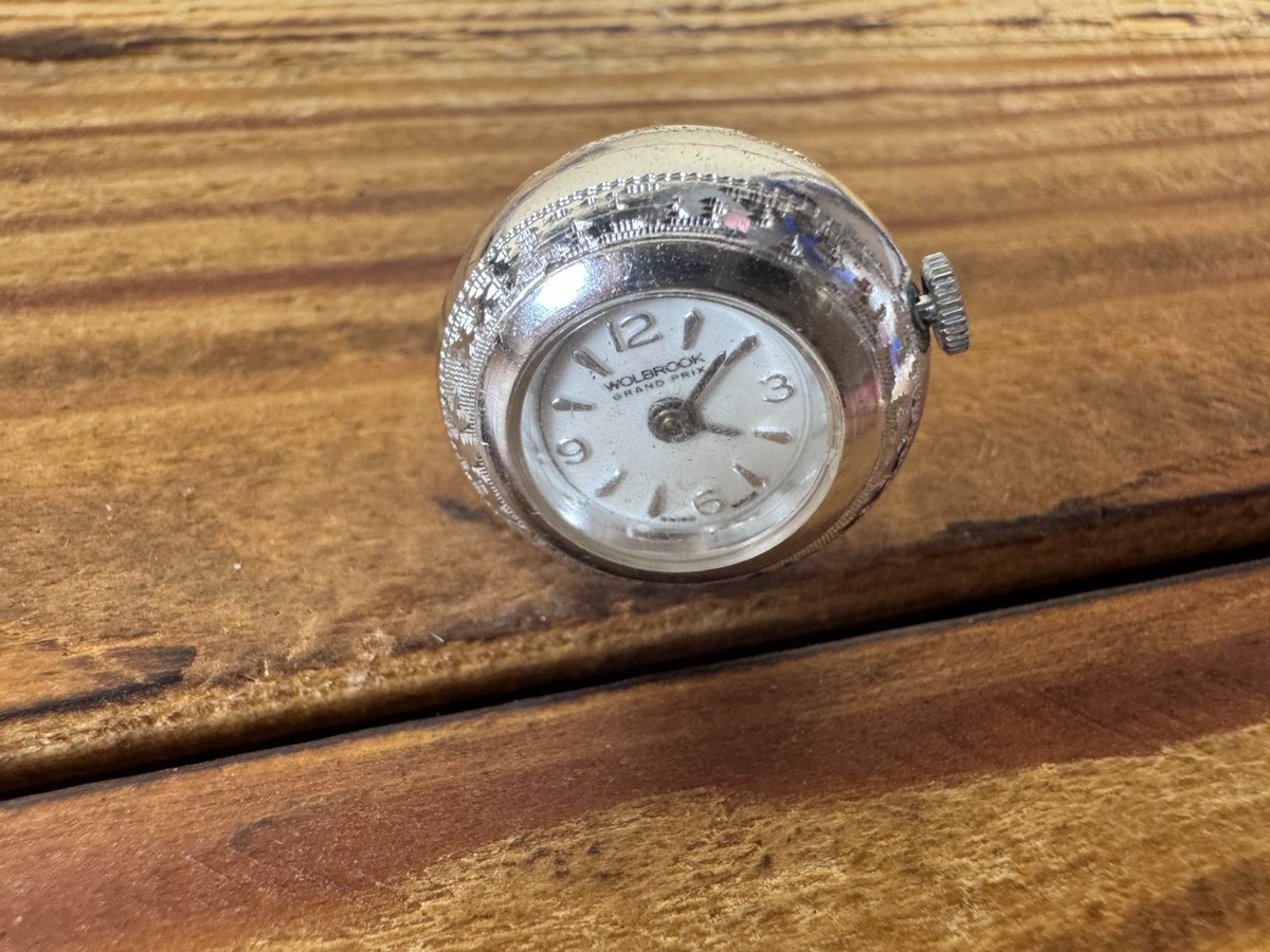 Vintage mechanical pendant watch Wolbrook Grand Prix Swiss made