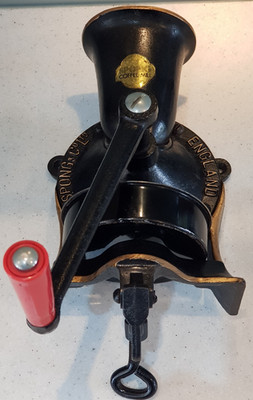 Vintage großer Schwamm Nr. 3 Kaffeemühle Mahlwerk, Wand- & Tischmontage (S)