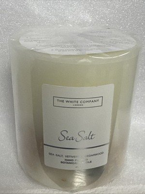 The White Company Hand Poured Botanical Candle 725g Sea Salt Medium