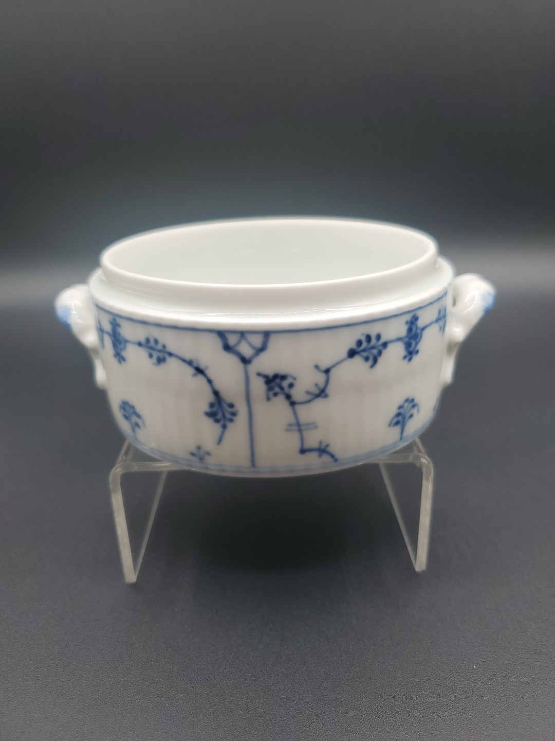 Royal Copenhagen, Blue Fluted Plain Suger Bowl No Lid 1/#400
