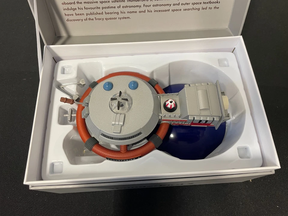 CORGI CC01501 THUNDERBIRDS CLASSIC THUNDERBIRD 5 - Image 2 of 4