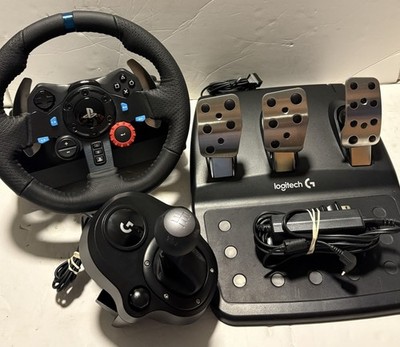 Logitech G29 Driving Force Racing Wheel Pedals & Shifter PS4/PS5