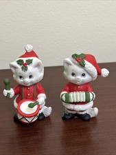 Lefton Christmas Kitten Figurines Hand Painted Ceramic Made in Japan Vintage