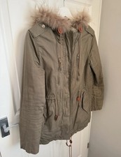 Cosy khaki green parka jacket with fur hood Size Small