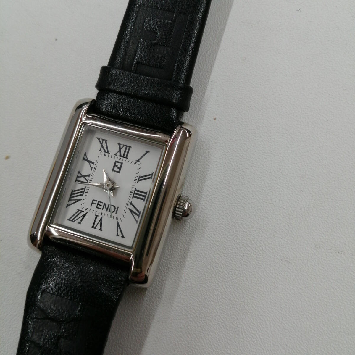 Fendi 1D/2577 Quartz Analog Watch | eBay Fendi 1D/2577 Quartz Analog Watch | eBay