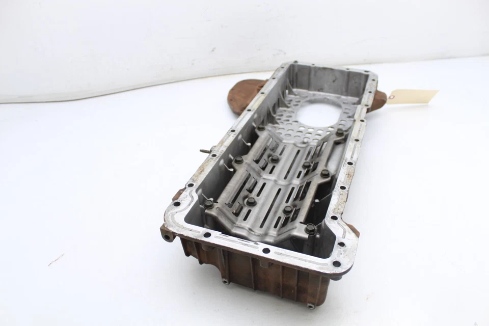 01-10 CHEVROLET SILVERADO 2500HD 6,6 L LLY CÁRTER DE ACEITE SUPERIOR Q6537 Foto 2 de 4