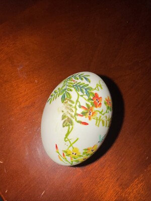 Vintage Asian Hand Painted Egg Easter Humming Bird Signed