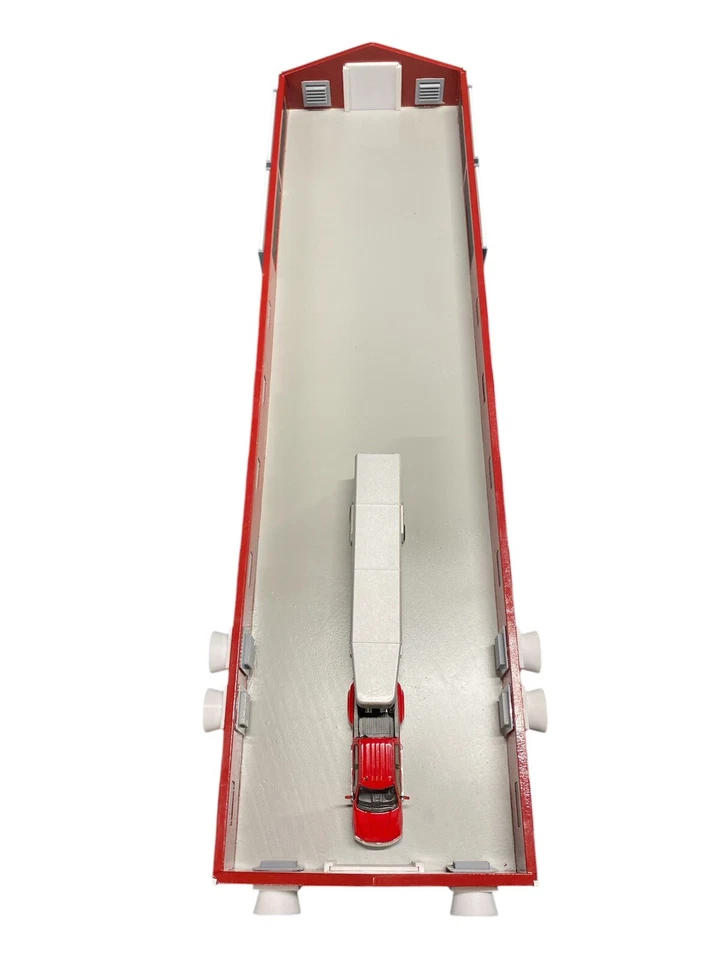 1/64 Custom Scratch Poultry Barn 40x150 Farm Toy Building - Image 2 of 4