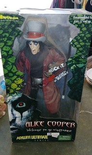 NEW ALICE COOPER Welcome To My Nightmare Art Asylum 18" Spiderwebs AND Dust