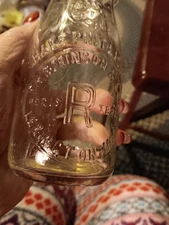 F H ROBINSON & SON LEXINGTON MA HALF PINT MILK BOTTLE. 1347