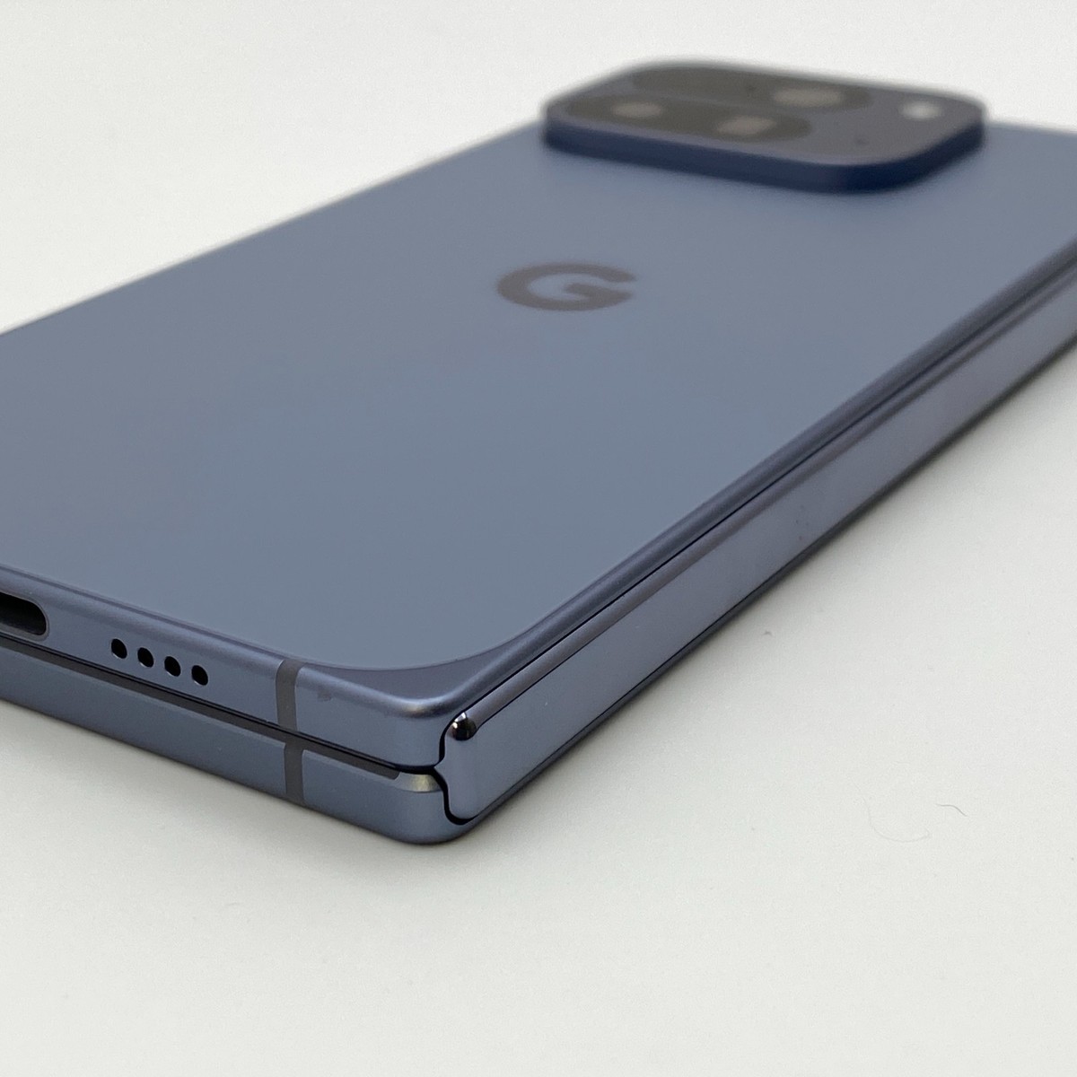 Google Pixel 10 Pro Fold - 256GB - Moonstone (Unlocked) - Good