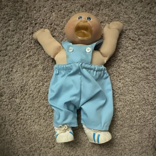 Cabbage Patch Kids Signed Baby Doll Xavier Roberts, Blue Eyes, Outfit & Shoes