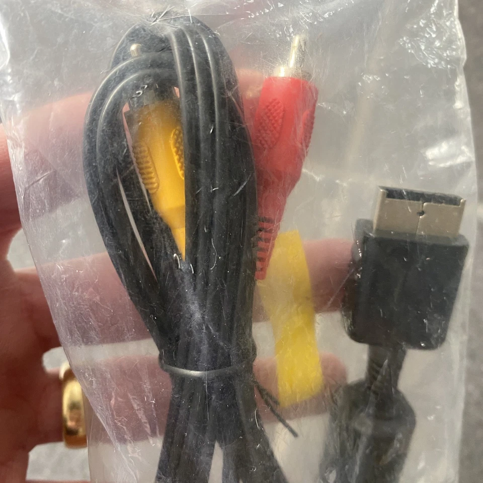 NEW Genuine Sony PS1 PS2 AV Cable Video RCA Composite Cord OEM Sealed - Image 4 of 4