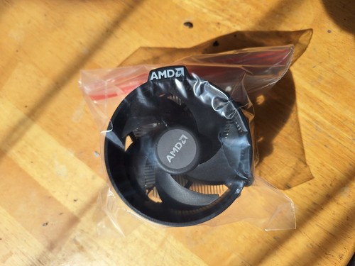 AMD Wraith Spire AM4 CPU Cooler Fan with Heat-sink - Afbeelding 5 van 5