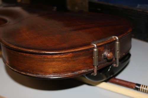 Alte Geige Violine ca. 59 cm mit Bogen und Koffer Signiert Karl .... 1861 ? - Picture 12 of 24