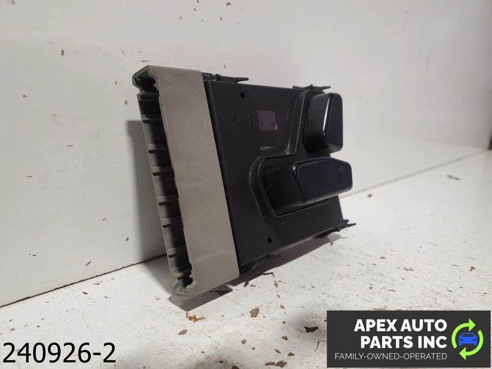 OEM 2011-2021 Jeep Grand Cherokee 5.7L FRONT DRIVER LEFT Seat Adjustment Switch - Image 3 of 4