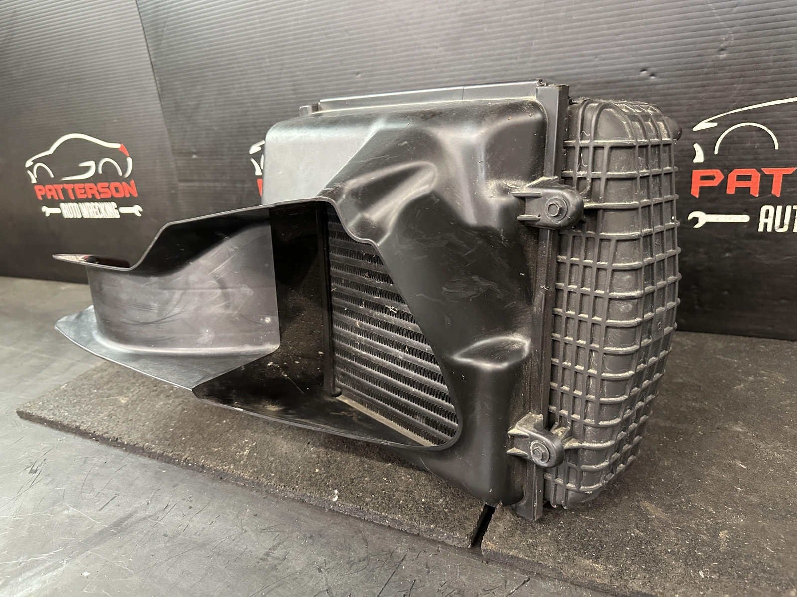 14-17 MASERATI GHIBLI FRONT LEFT DRIVER SIDE RADIATOR INTERCOOLER
