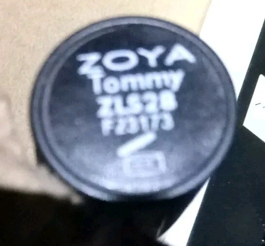  Lápiz labial Zoya Cream, Tommy ZLS28 nuevo en caja.   Foto 2 de 2