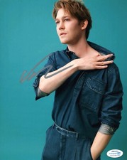 Joe Alwyn Autographed Signed 8x10 Photo ACOA