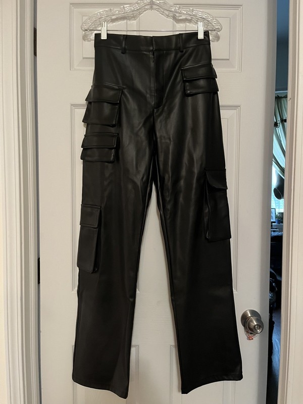 Black pleather PU cargo pants size M Beige Botany brand