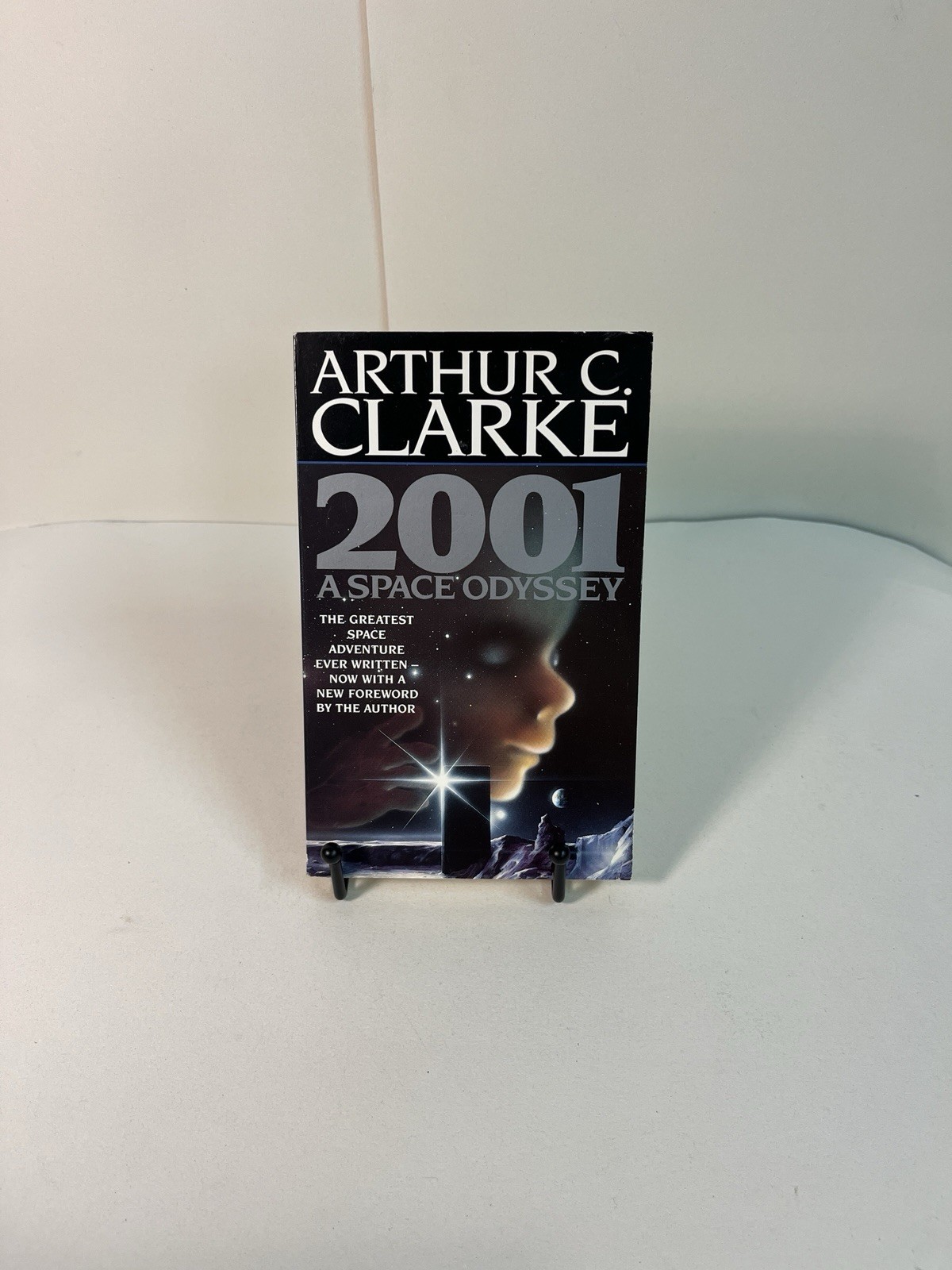 2001 A Space Odyssey by Arthur C Clarke Paperback Book