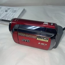 JVC GZ- HM200RU Camcorder good working condition 2 new batteries W/ soft case  