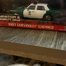 Greenlight Terminator 2 143 1987 Chevy Caprice Police Diecast Chase Le Case Greenlight Terminator 2 143 1987 Chevy Caprice Police Diecast Chase Le Case