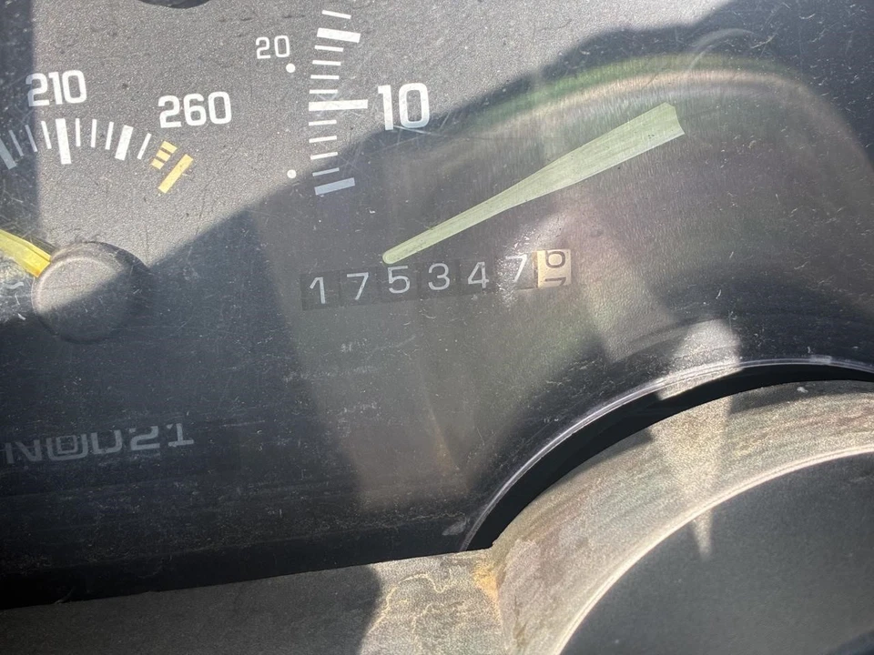 Rear Drive Shaft 2WD 5.0L 141.5" Wb Fits 94-99 CHEVROLET 1500 PICKUP 1108418 - Image 2 of 4