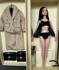 The Defa Lucy Series 1 ICON Model No. 04 Gift Set NRFB