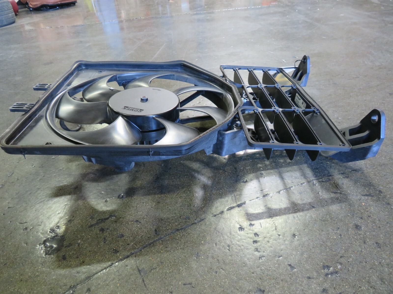 Mclaren 600LT, RH, Right, Radiator Fan Motor, Used, P/N 13LA114RP