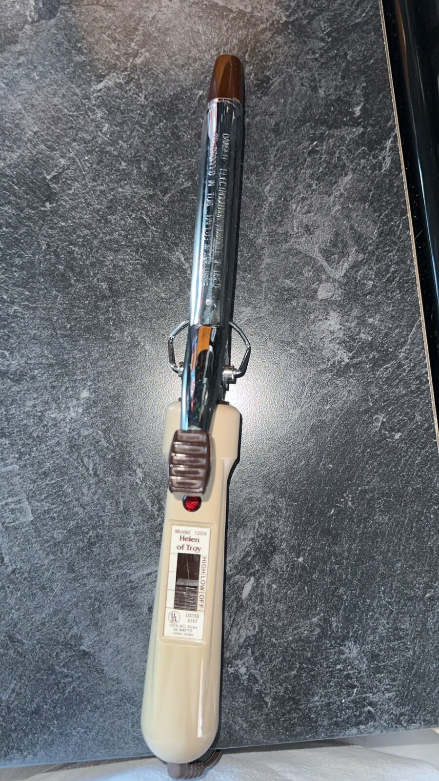 curling iron-image