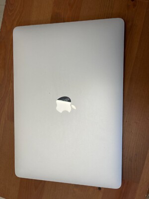 2017 Apple MacBook Pro SILVER 13