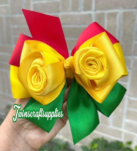 Bolivian Flag hair bow. Bolivian Flag Hair Bow. Bolivia Flag Bow. Moño Bolivia. - Picture 4 of 6