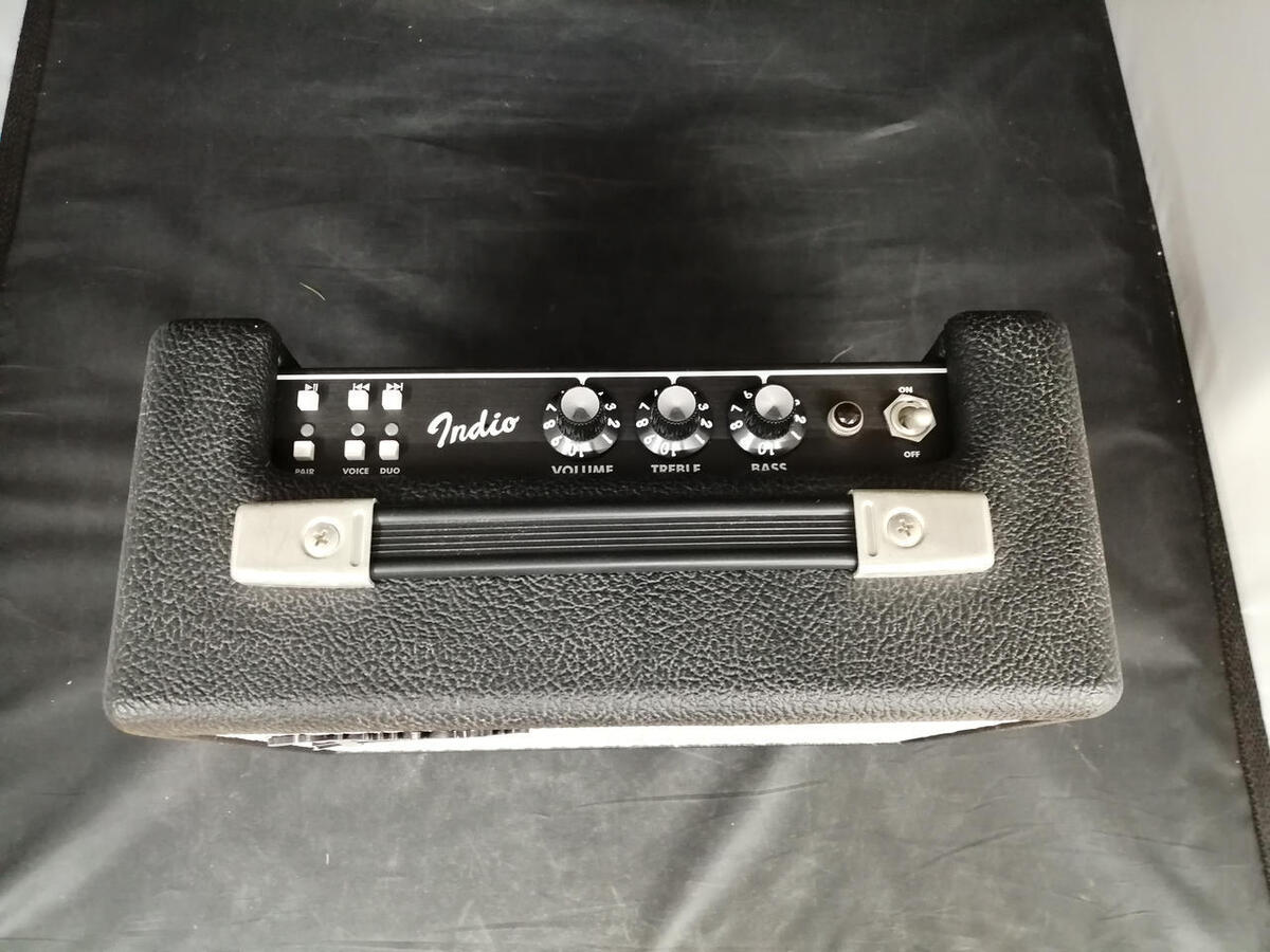 Fender INDIO Portable Bluetooth Speaker Good Condition Used Fender INDIO Portable Bluetooth Speaker Good Condition Used