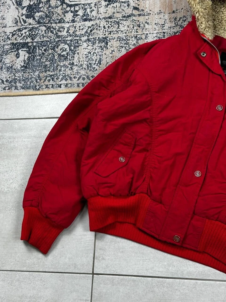 Crazy Thick Ecko Unltd Red Fur Y2K Rap SK8 Bomber Jacket Size XL - Image 4 of 4