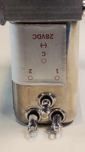 RLC Electronics SR-2 Przełącznik koncentryczny SPDT 50 Ohm - Zdjęcie 8 z 10