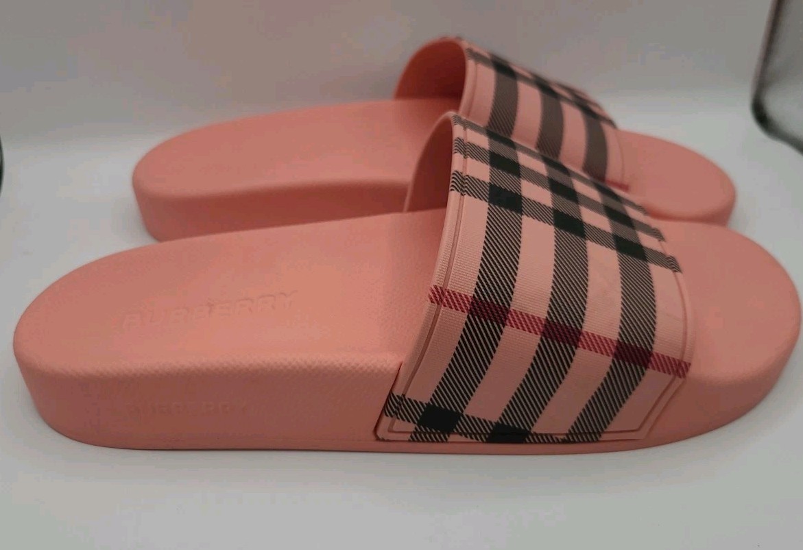【関税&送料込】Burberry Sandals Pink NEW Burberry Furley Women's Sandals - Pink Size 37 US 11