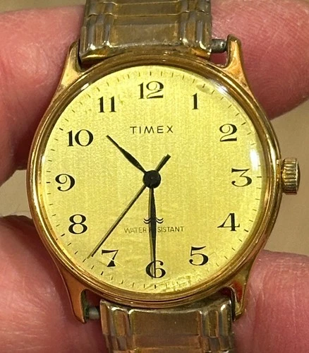 Vintage  Timex Mens Gold tone Mechanical 33.5mm watch  Working  used
