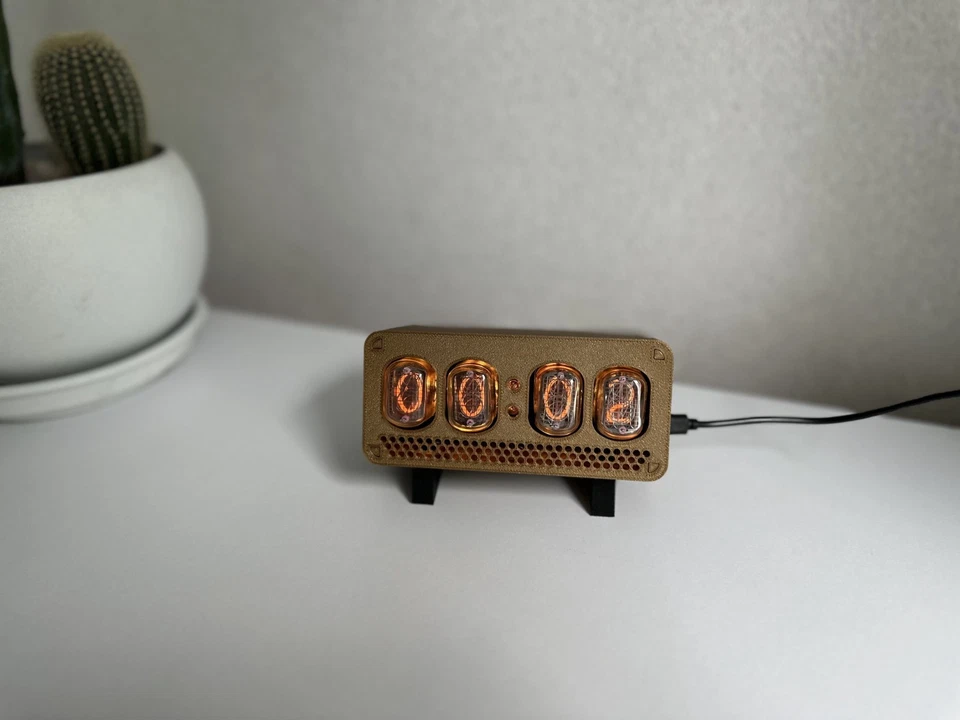 NIXIE CLOCK In-12 with tubes 4 Digits + LED RGB Backlight + Mini USB cable - Image 4 of 4