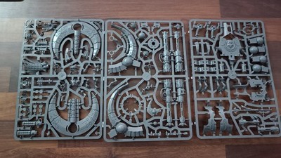 Warhammer 40K Necrons Catacomb Command Barge / Annihilation Barge New on Sprue