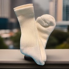 Vintage Socks 10-13 Crew Thick White Acrylic Blend Soft 21" Mid Calf 80s 90s