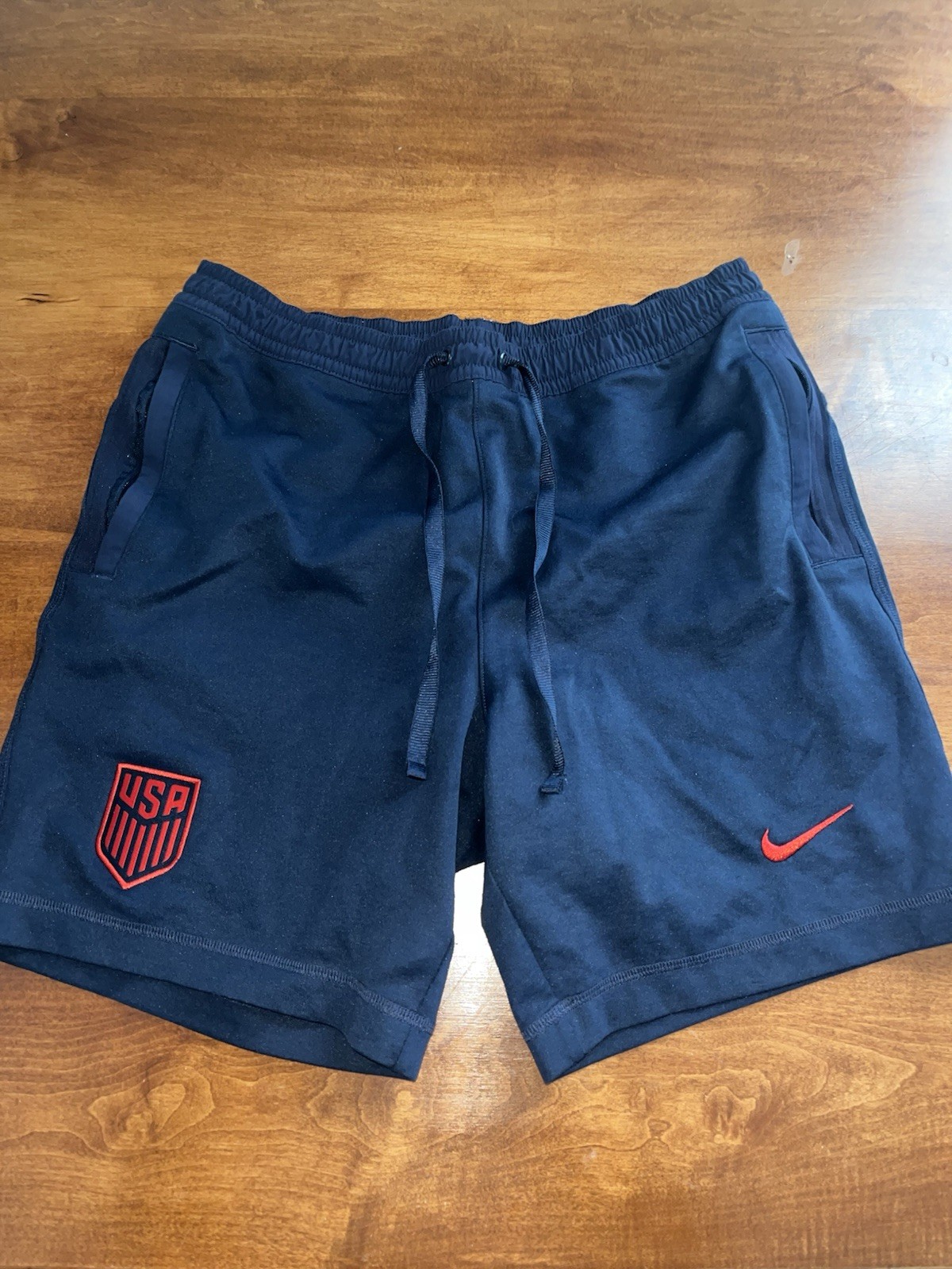 Size Large Nike USA navy Men’s Shorts 